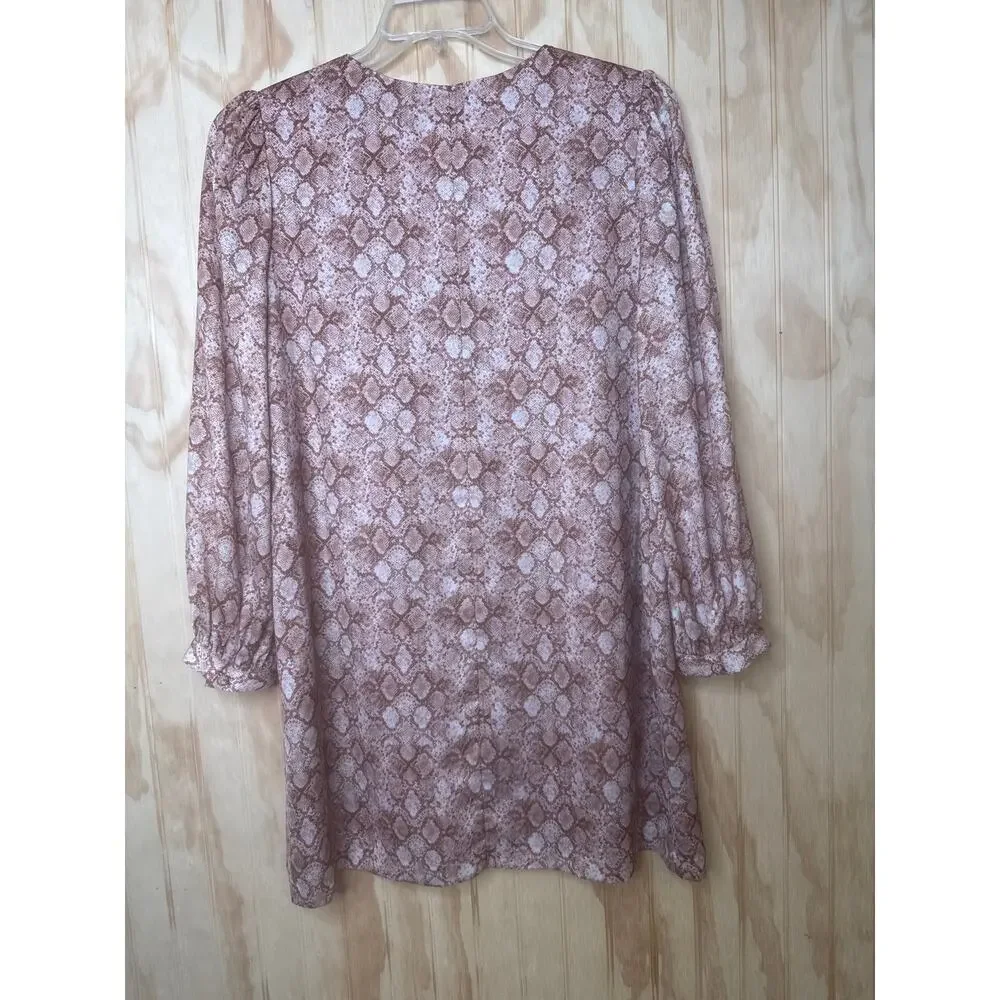 Anna Cate Emma Monkee's Snake Print V-Neck Long Sleeves Shift Dress Size: Small